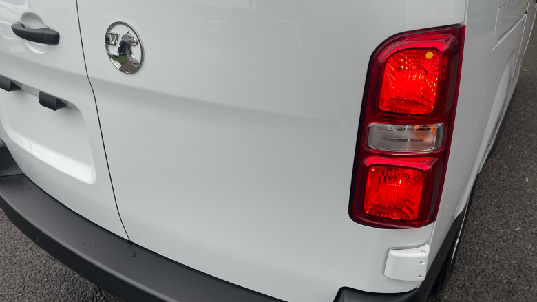 Vauxhall Vivaro L2 Diesel 2.0 Turbo D 145 Prime H1 Van